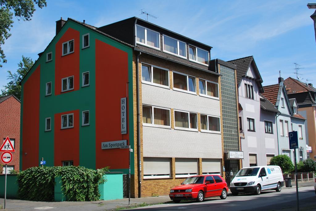 Hotel Am Sportpark Duisburgo Esterno foto
